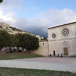 Domus San Francesco 3*
