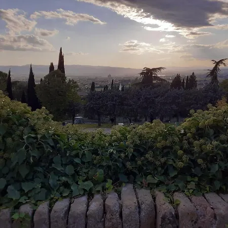 Πανσιόν Domus San Francesco