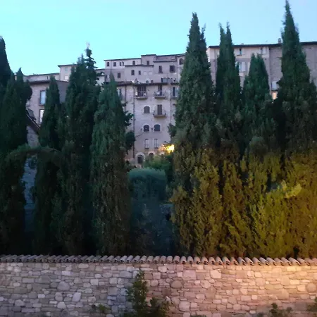 Domus San Francesco 3*