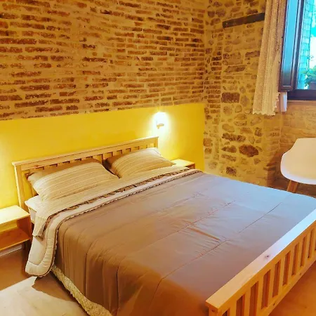 Domus San Francesco 3* Ασίζη